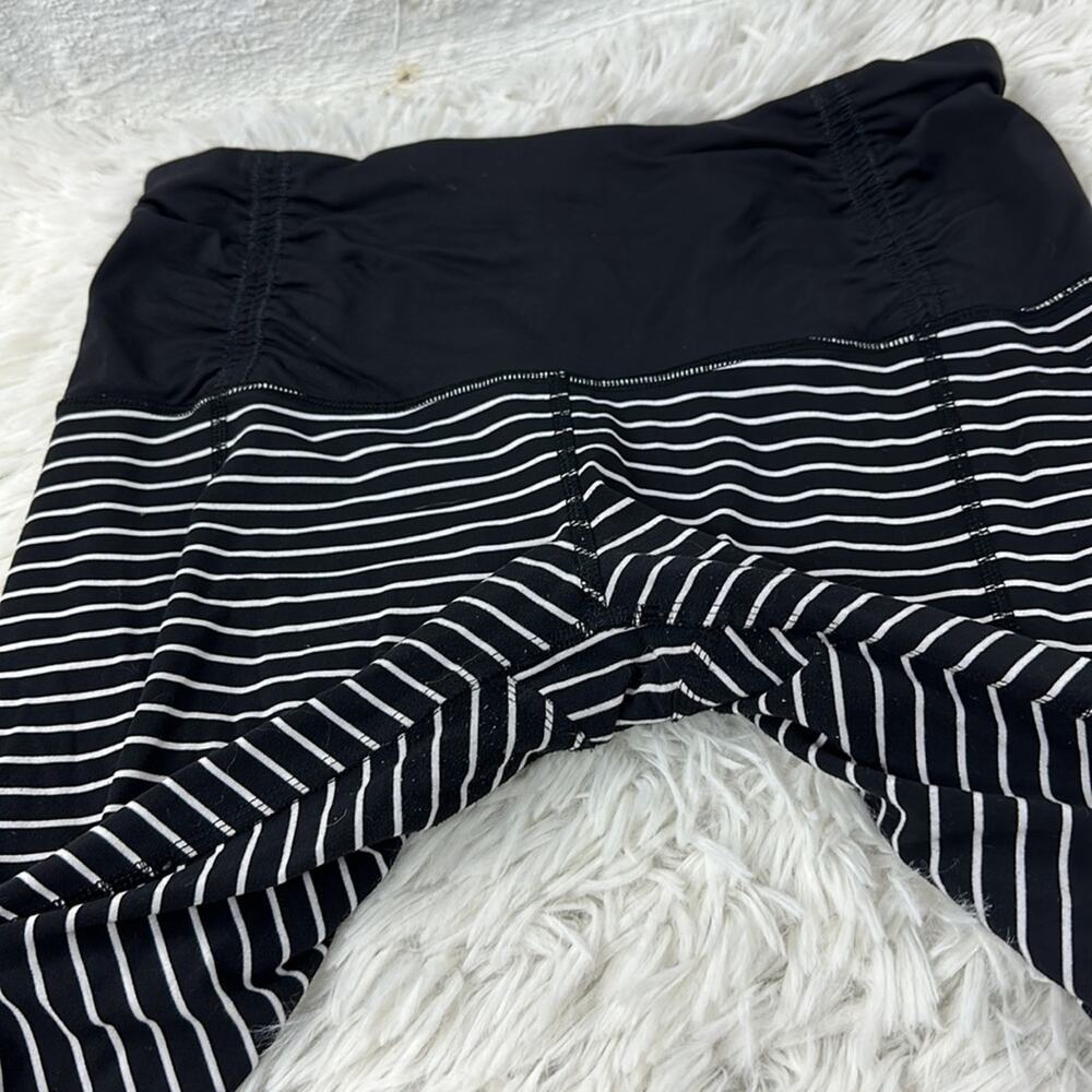 Lululemon Runday Crop Parallel Stripe - Picture 3 of 8